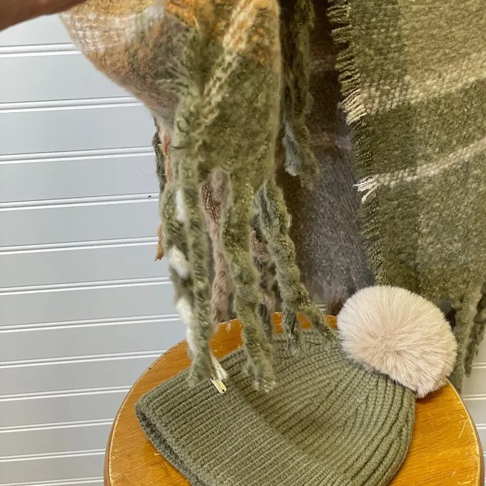 Steve Madden cozy olive